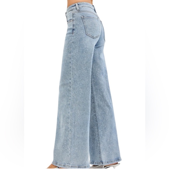 🛍️ 124. Risen Low Rise- Wide Leg Jeans NWT - Picture 3 of 4